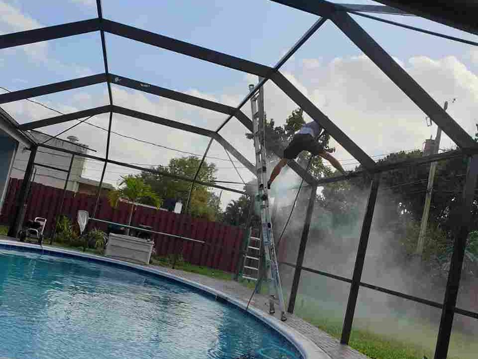 Pressure Cleaning For Pool Cage
