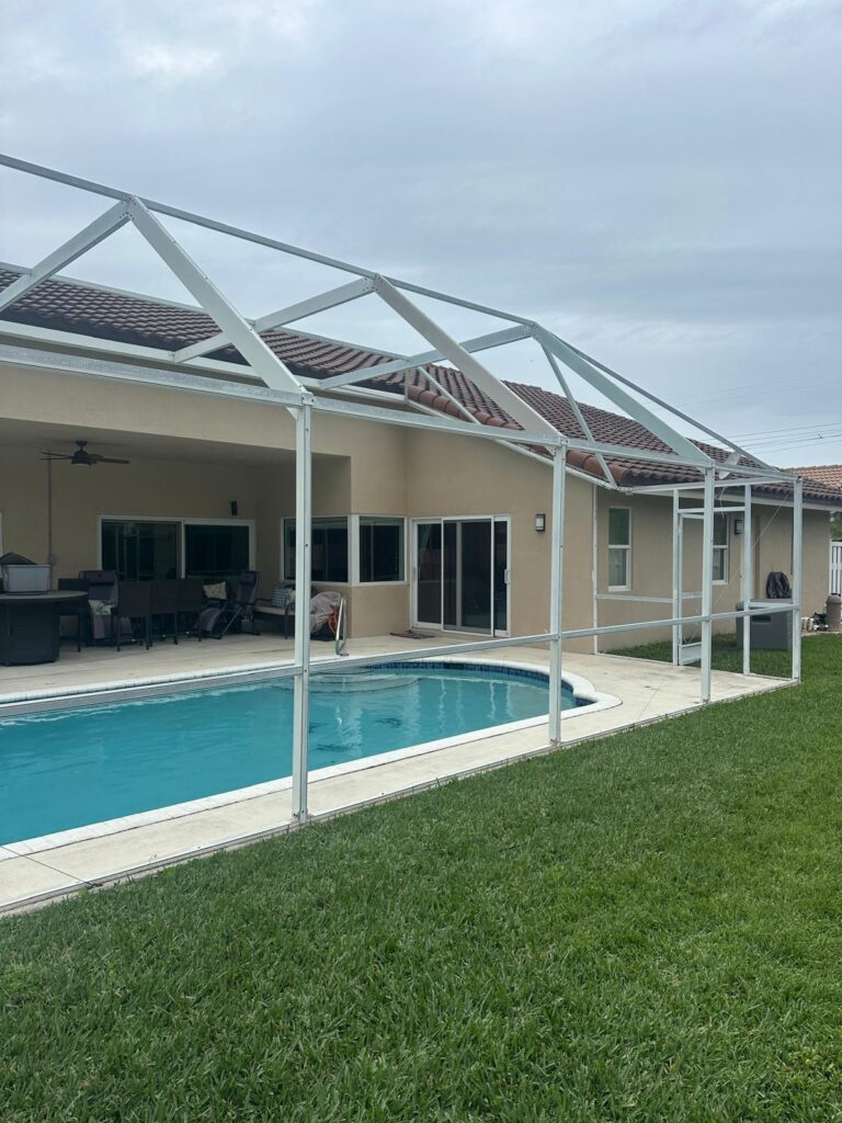 Pool Screen Enclosure Replacement in Coral Springs, FL