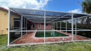 Full Screen Restoration and Repainting in Coral Springs