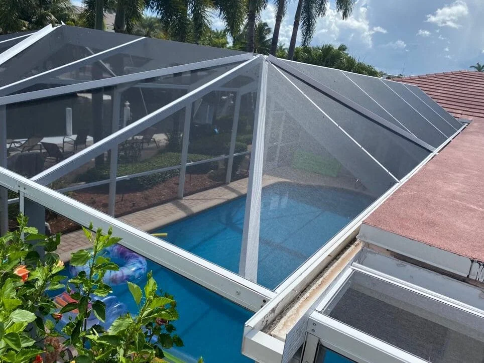 Aluminum Roof vs. Insulated Roof vs. Screen Roof 8 Roof Screen
