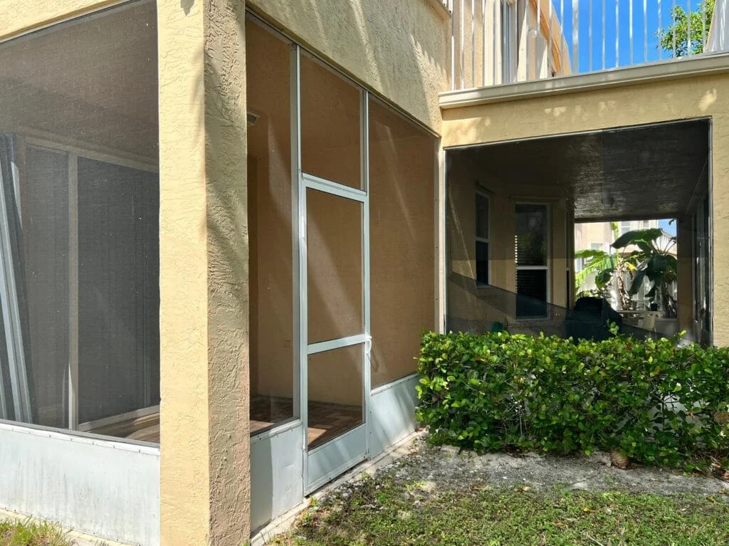 Porch Enclosure Restoration: Reviving Outdoor Comfort with Timeless Appeal 1 Porch Enclosure Restoration