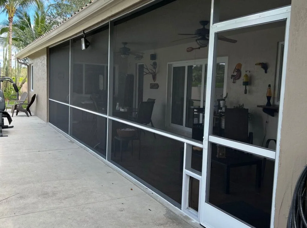 Pet-Resistant Screen and Dog Door Options for Florida Homes 17 Pet Screen and Doggie Door