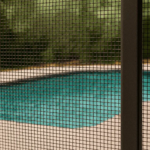 No-See-Um Screen for Pool Cages in Florida: Is 20x20 Mesh Worth It? 1 No-See-Um Screen
